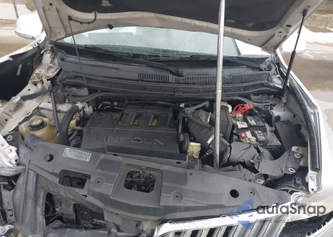 2010 Lincoln Mkt из США, поврежденный, VIN 2LMHJ5FR8ABJ10068